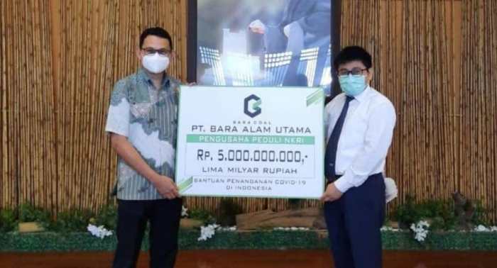 Bos OpenAI Sumbang Rp 16 Miliar