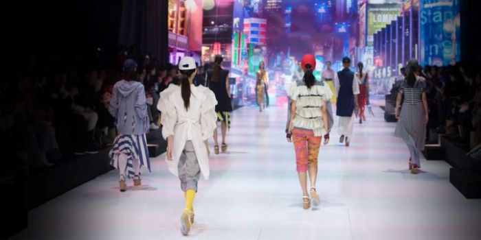 Kolaborasi Menarik Antara Fashion dan Teknologi Kolaborasi Fashion dan Dunia Virtual